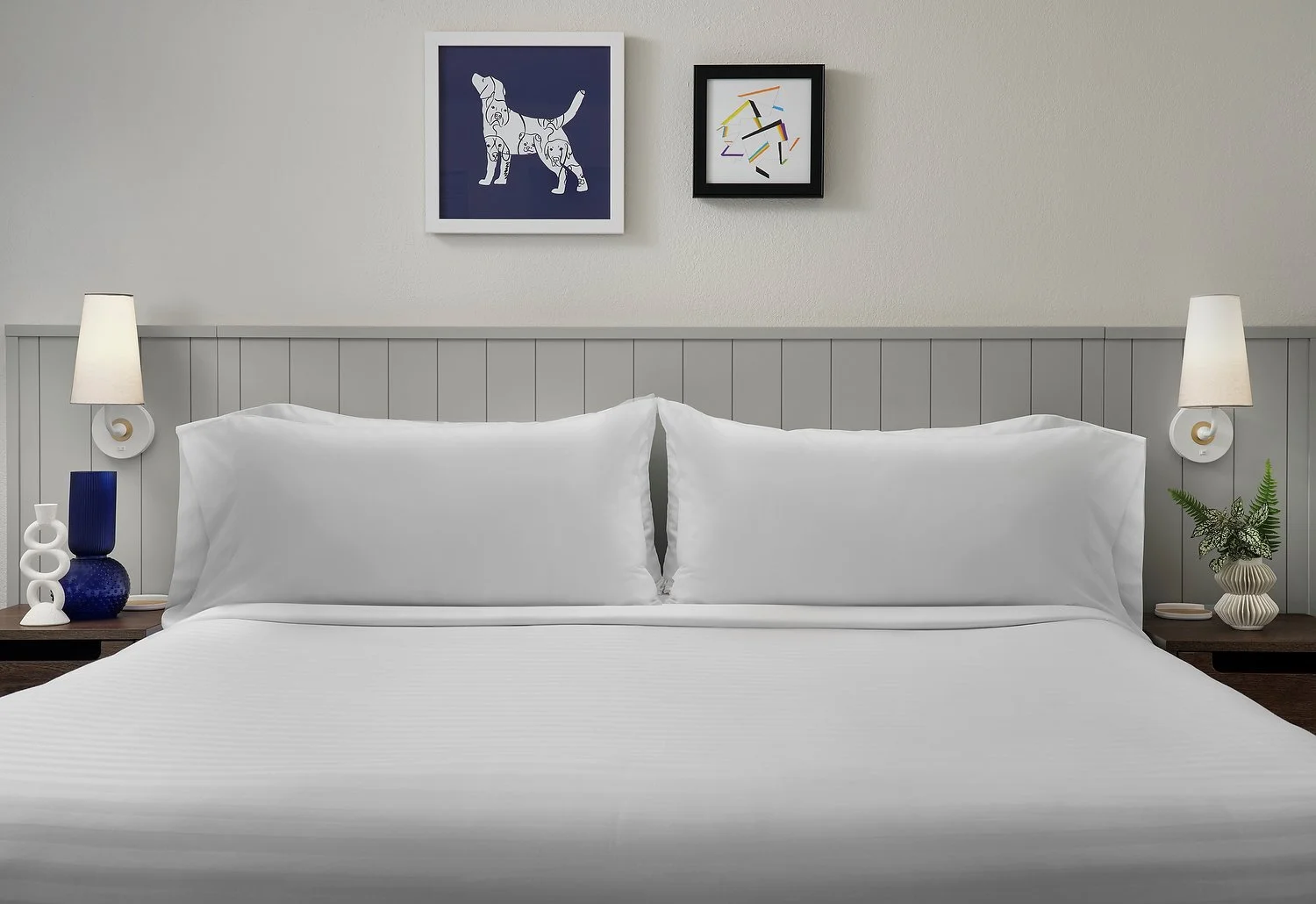 Chicago Sonesta room 1907 studio suite headboad.JPG