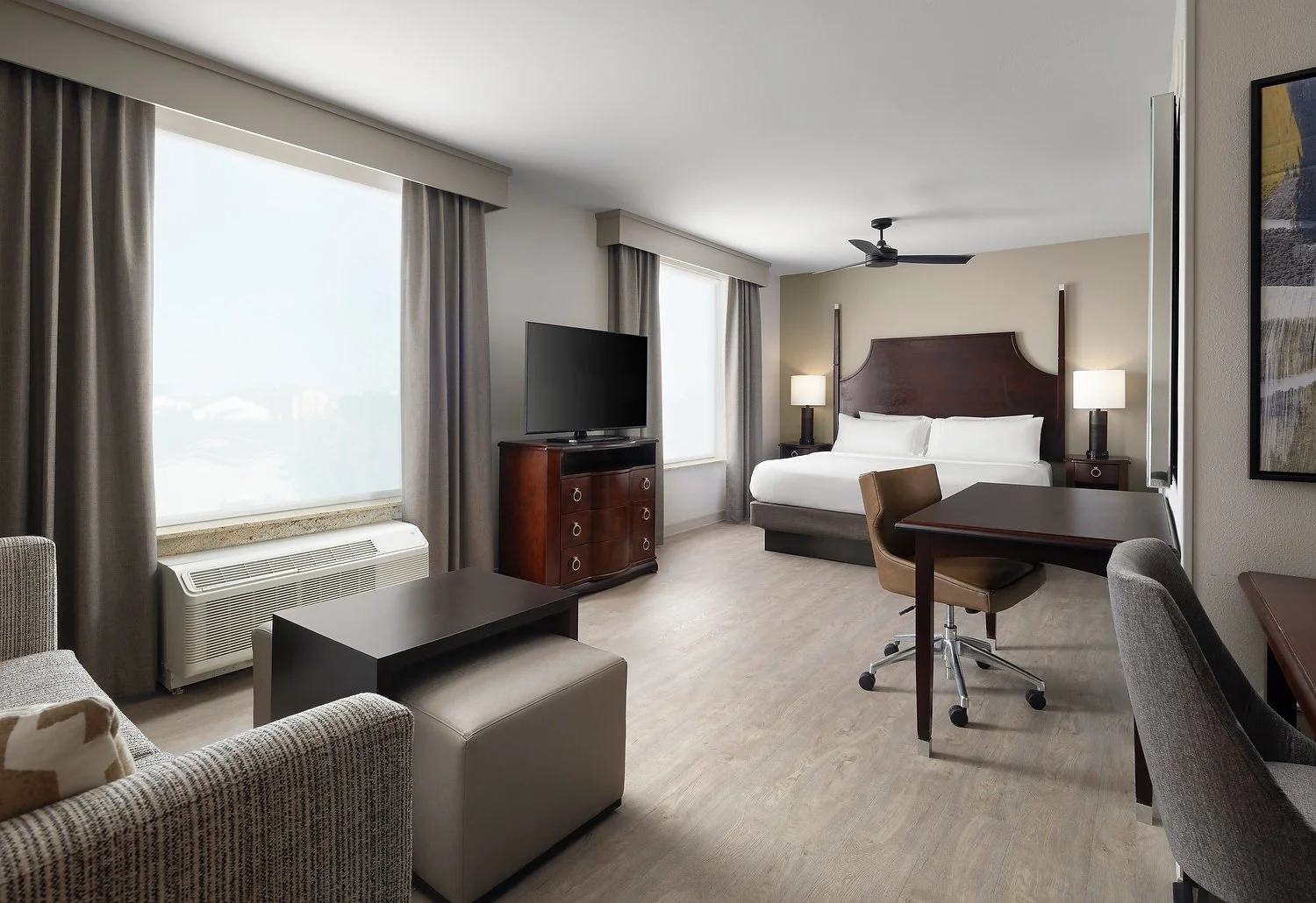 Homewood - Room 430 - Studio King.JPG