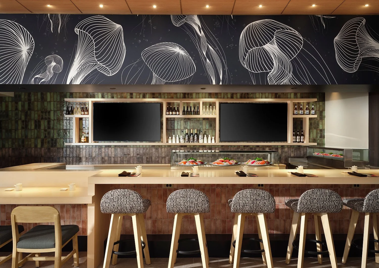 Yokosou sushi bar.JPG