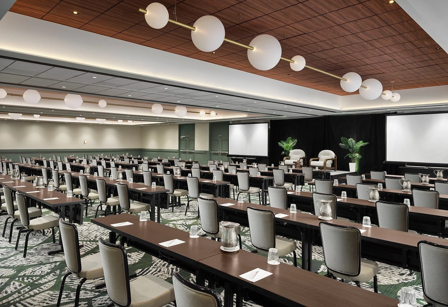 Continental Ballroom (Classroom-Angled) ) .JPG