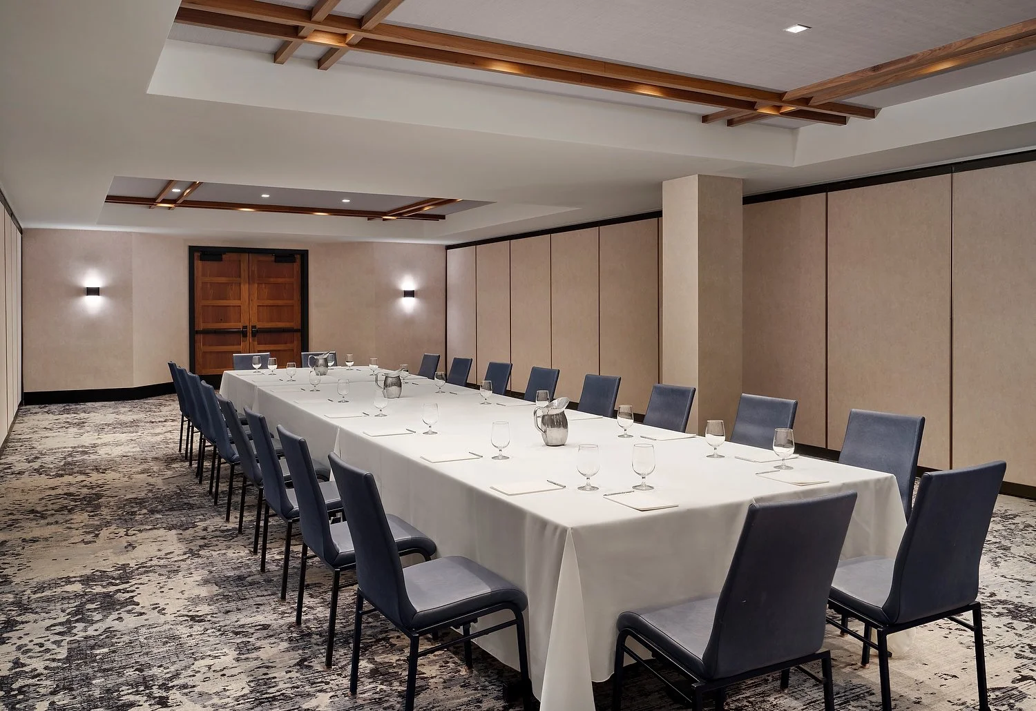 Breckenridge Alpenrock Windfall boardroom.JPG
