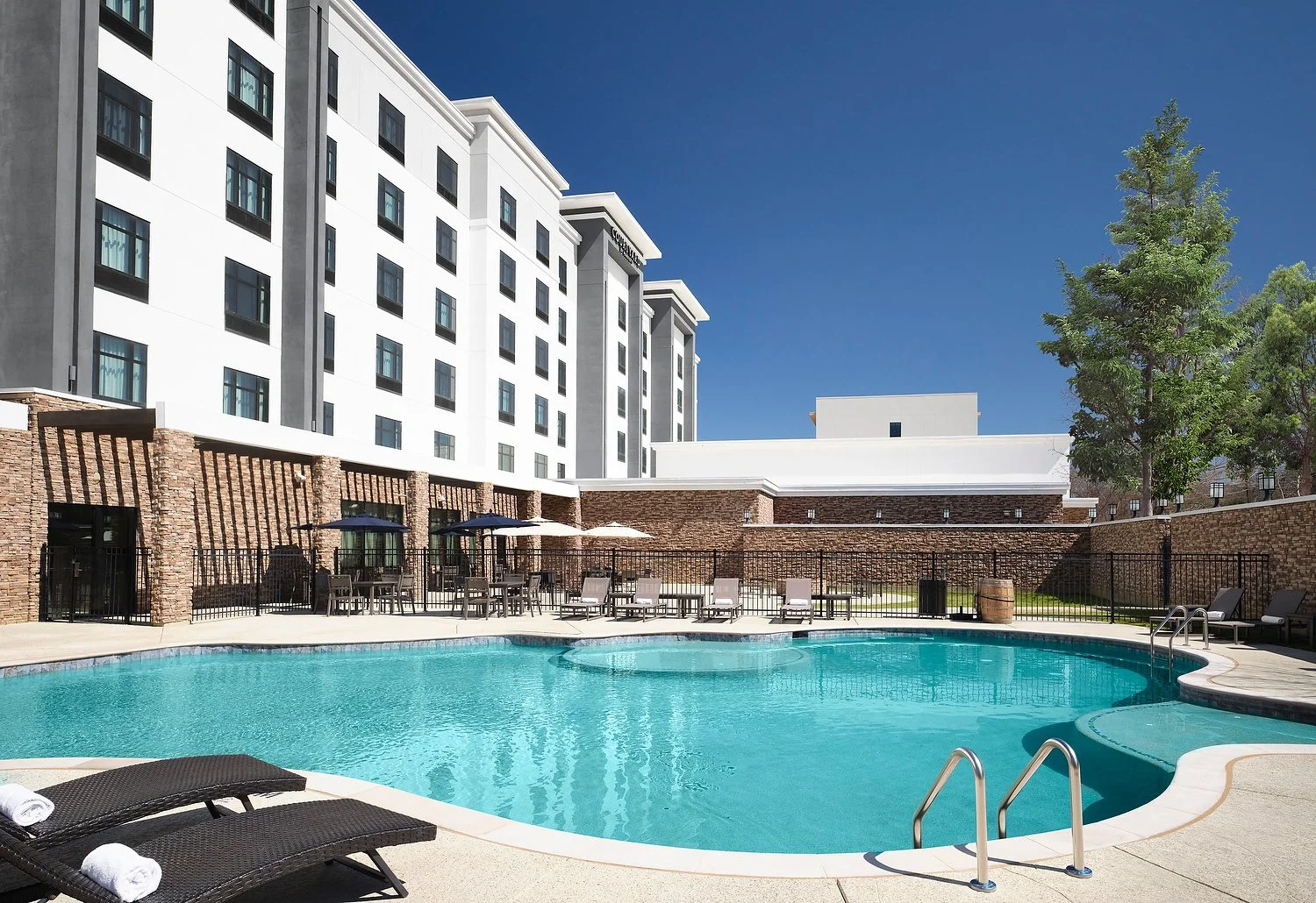 Courtyard DFW poolA.JPG