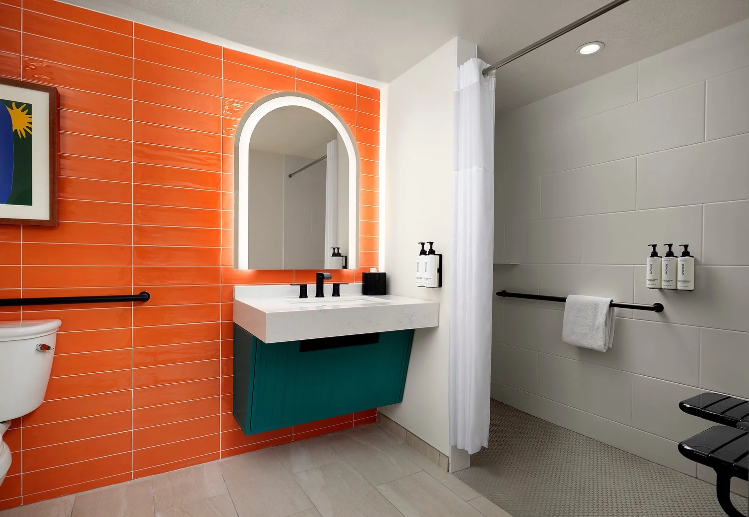 IHG SOLANA BEACH room 335 ADA BATH Roll-in.JPG