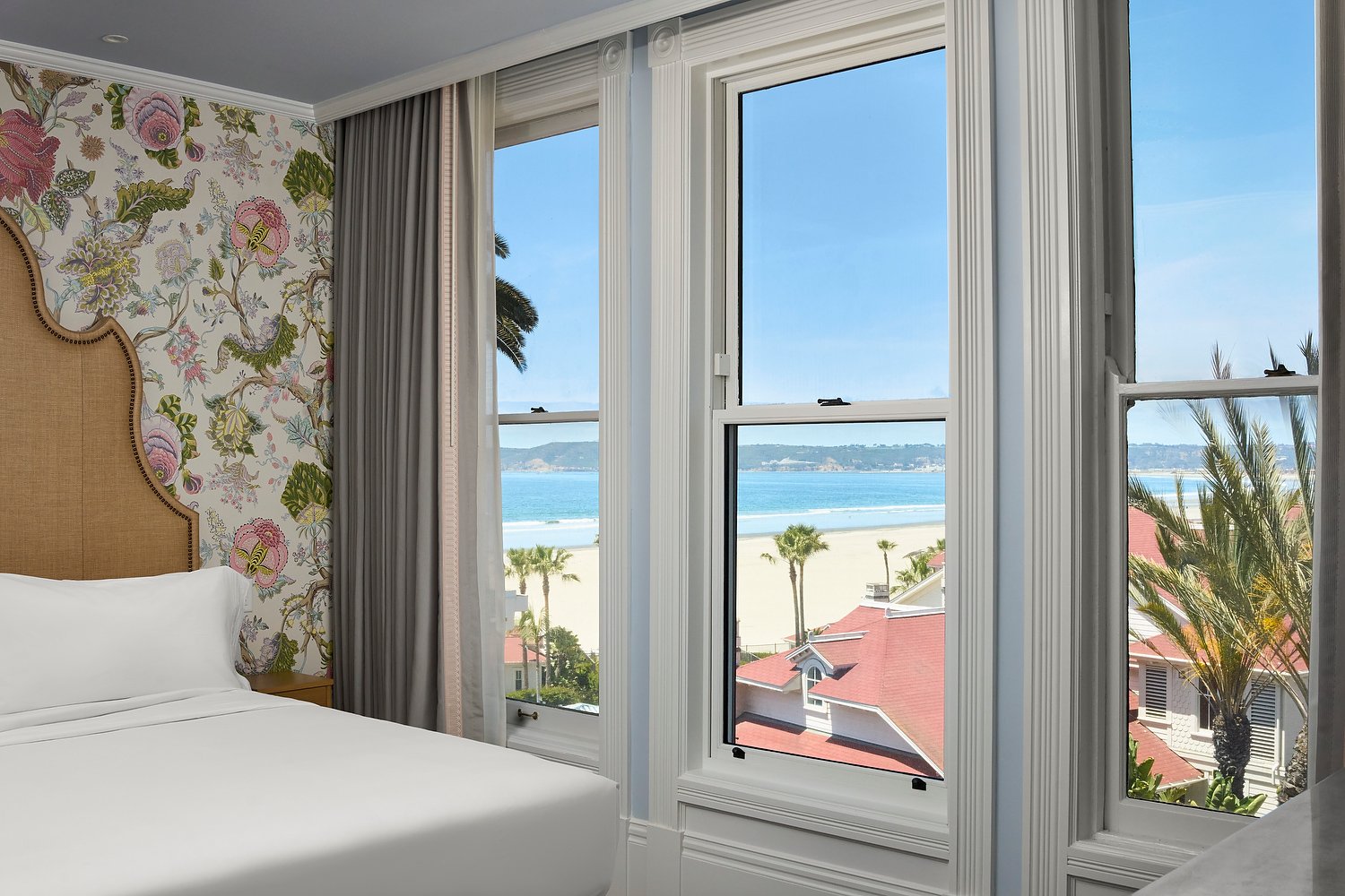 Hotel Del room 33068 oceanview 1k view.JPG