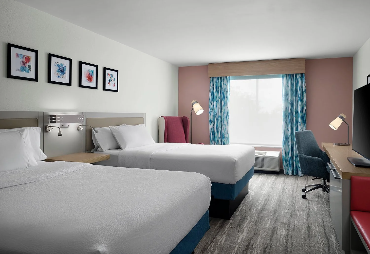 HGI Tampa room 408 2 double .JPG