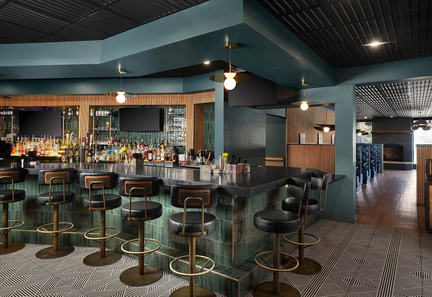 HI STEAMBOAT SPRINGS C1 v2.JPG