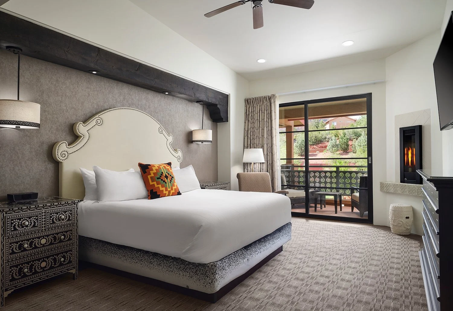 Sedona wilde room 508 grove suite bedroom.JPG