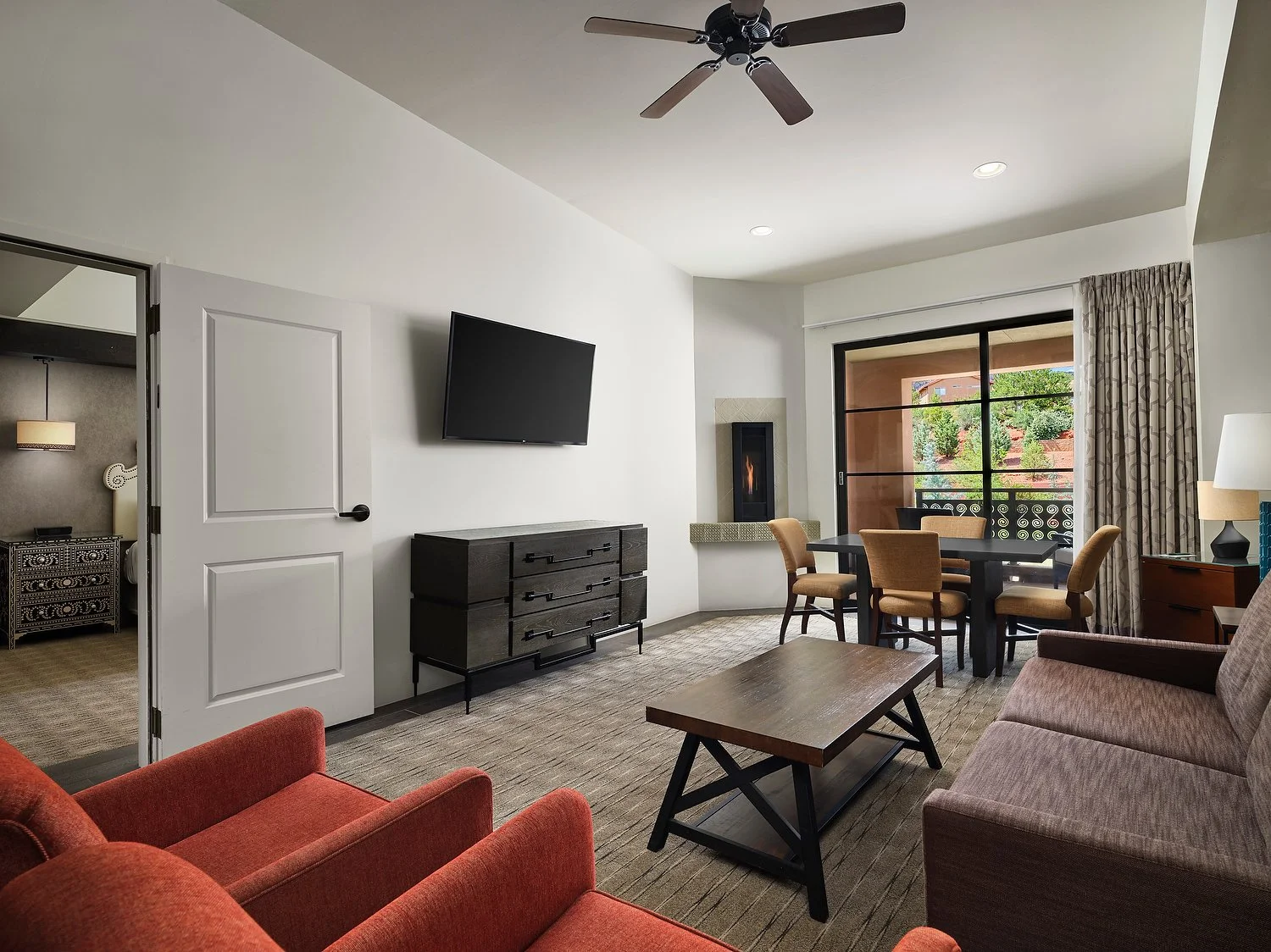 SEDONA WILDE room 508 grove suite.JPG