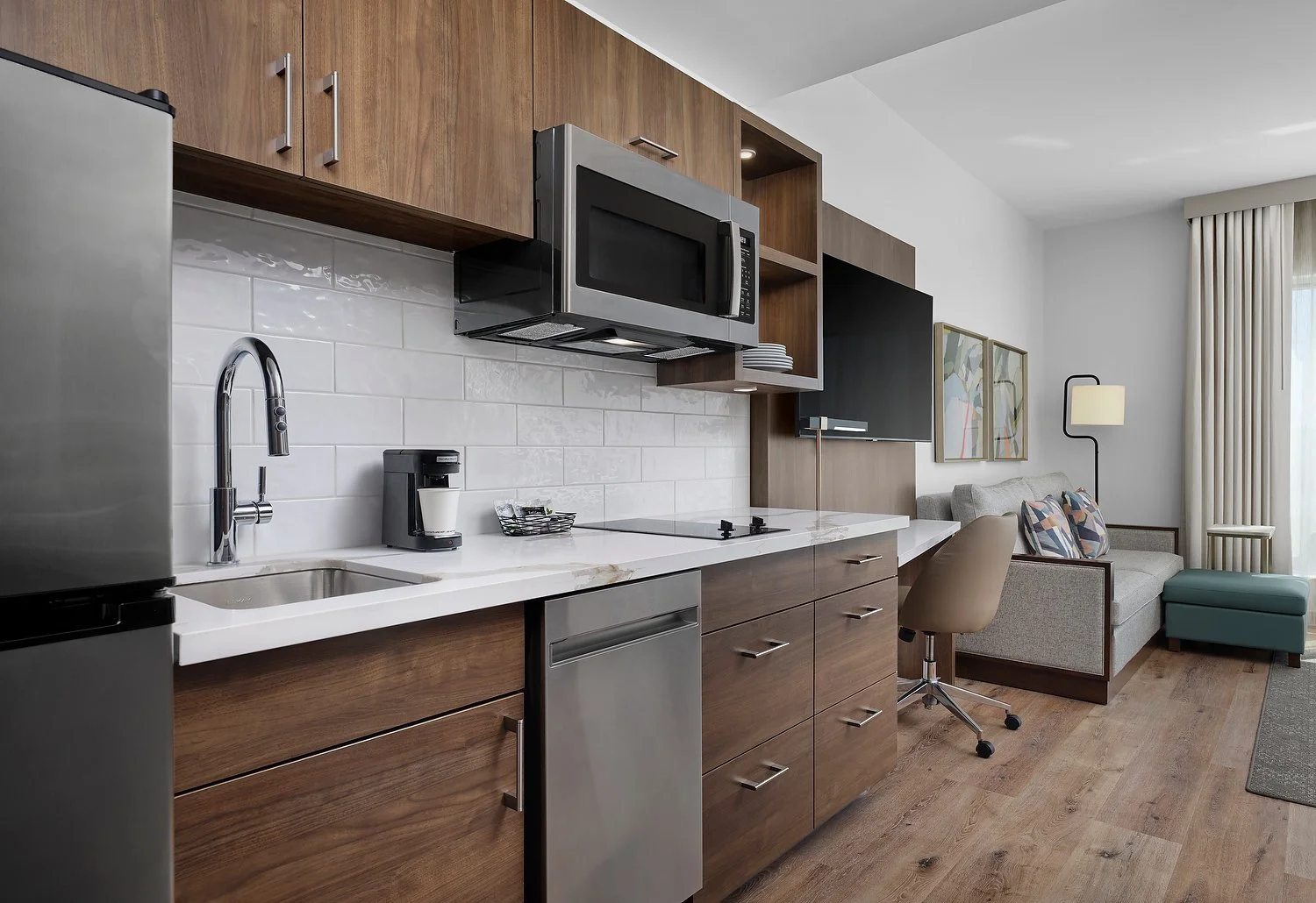 TPS_SBAOT_room_304_king_kitchen.JPG