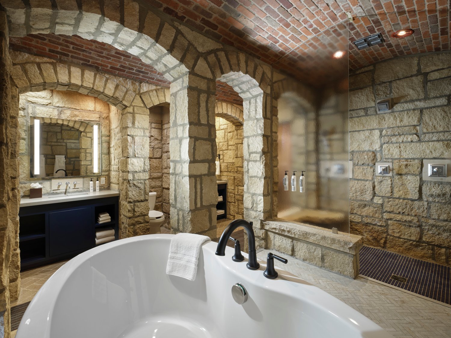 Kansas CIty Oread condo rm602 bathroom.JPG