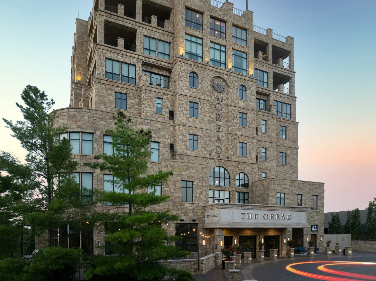 Kansas CIty Oread exterior16.JPG