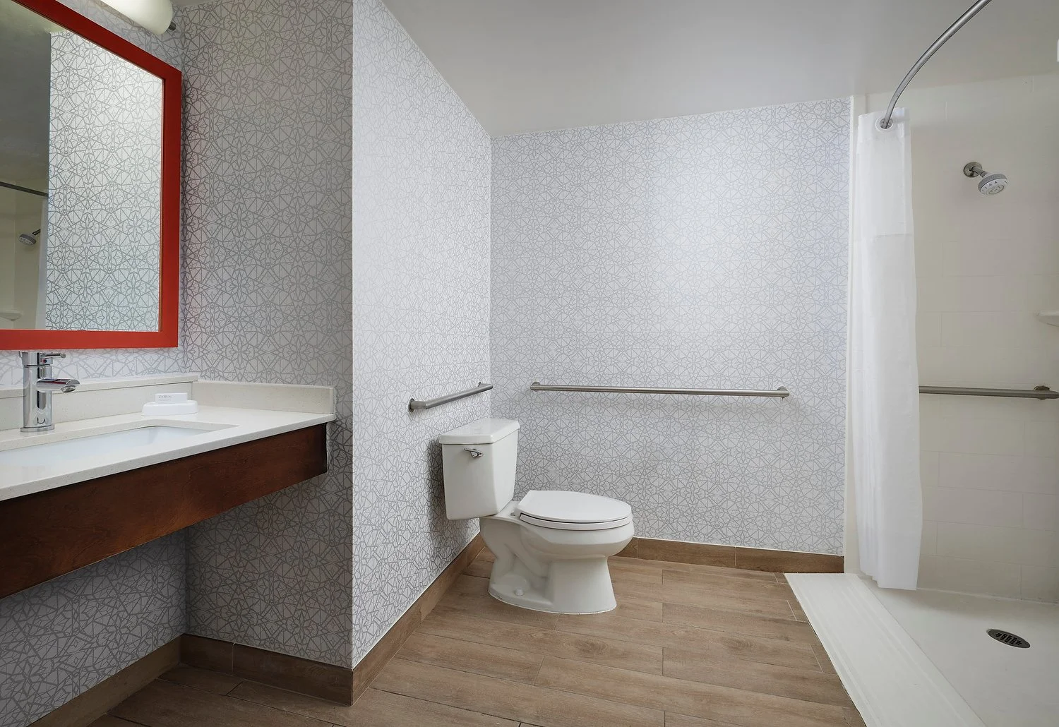 Meridian Hampton Inn rm103 Ada roll in.JPG