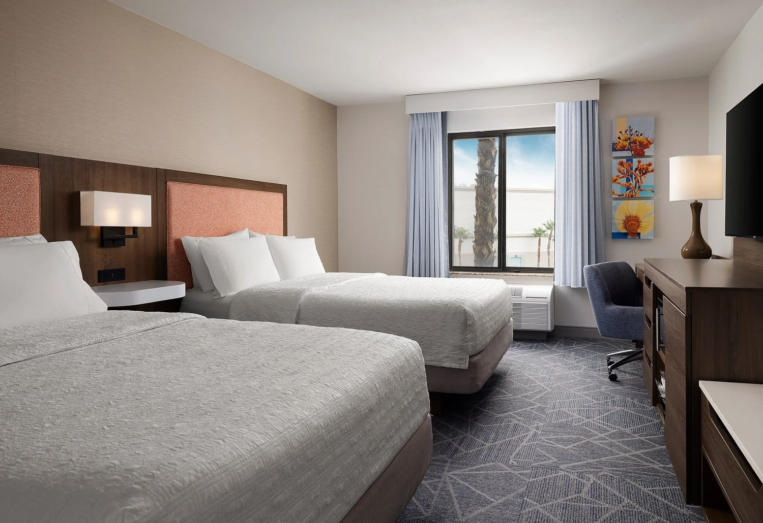 Hampton Inn rm308 Double queenV1.JPG