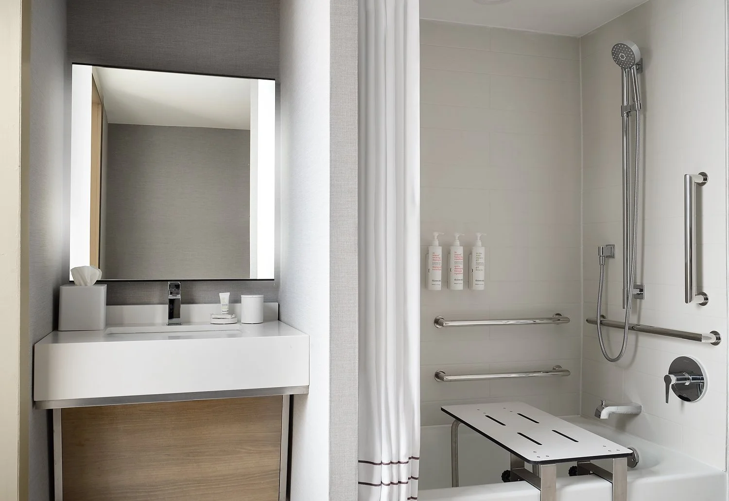 Marriott East 314 ADA TUB 2.JPG