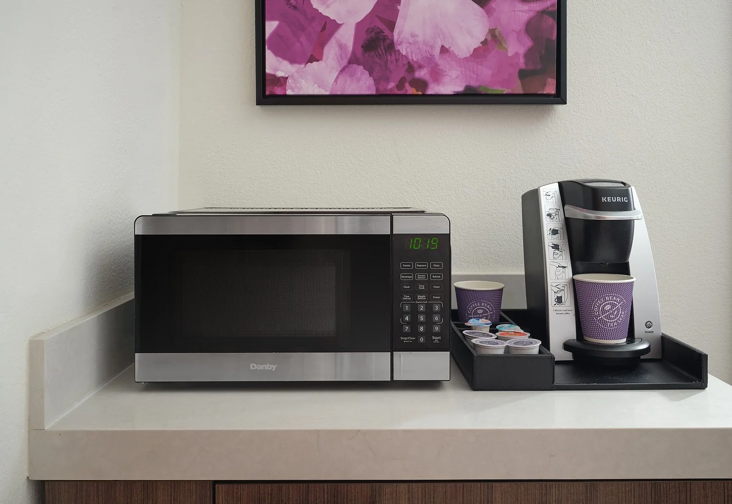 HGI Jackson rm 524 ammenities.JPG