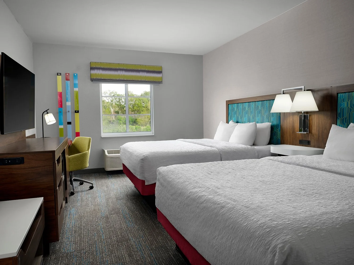 Vicksburg Hampton Inn rm 425 queen double.JPG