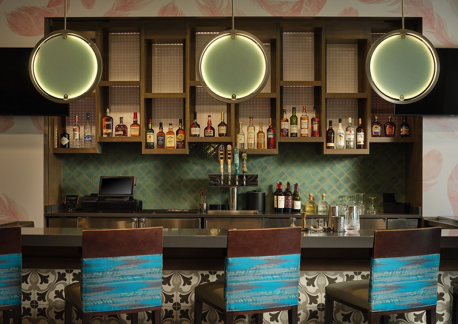 Home2 bar stragiht.JPG