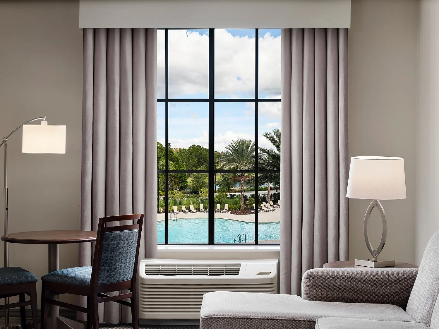 HOMEWOOD room 613v1.JPG