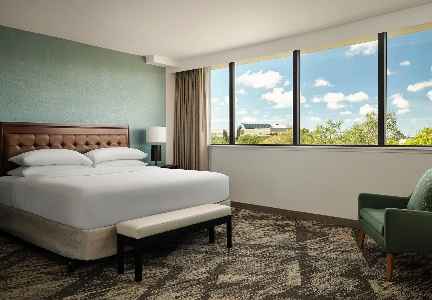 SH_TPAEA_room445_ 2BRpenthouse_suite_bedroom.JPG