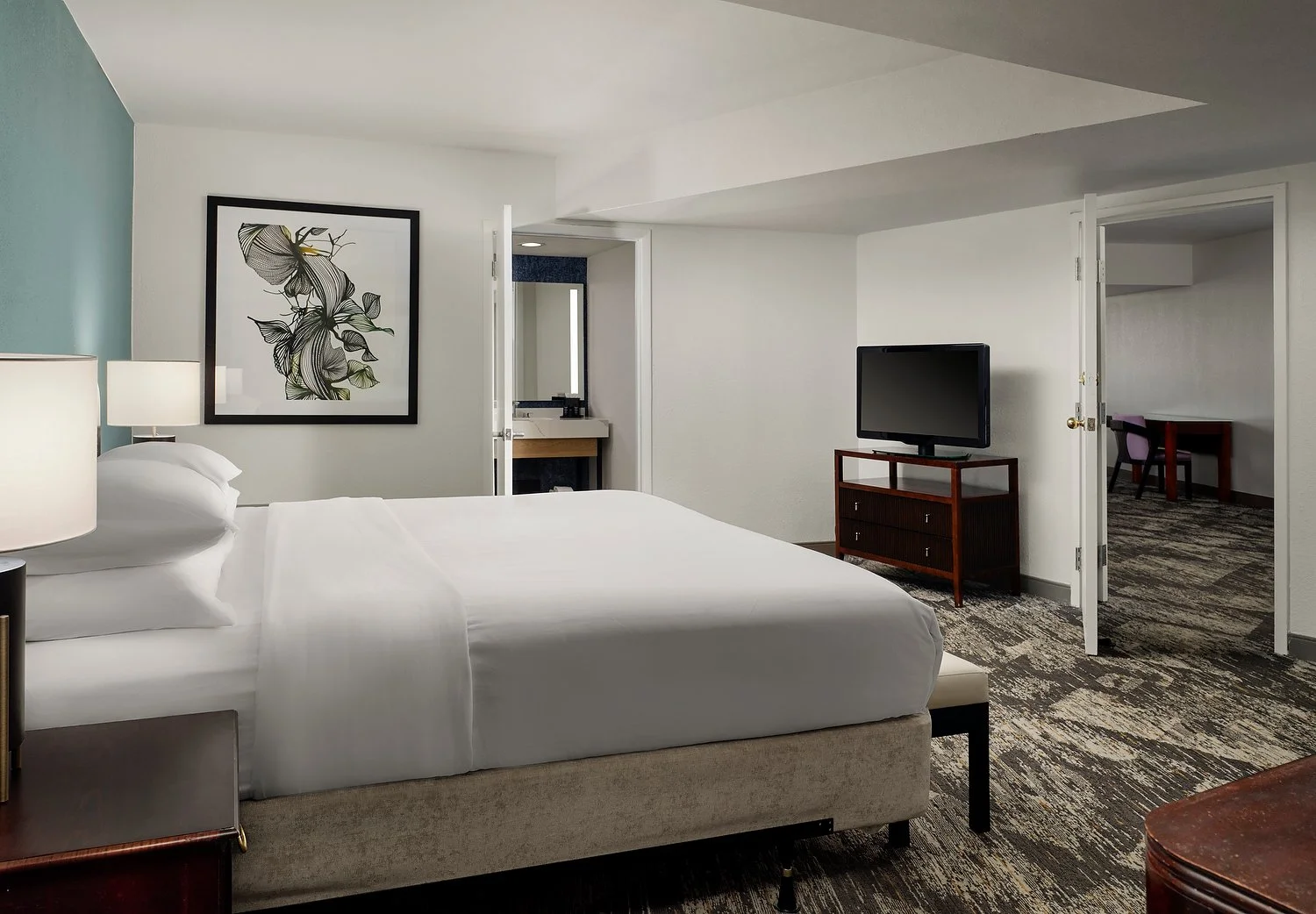 SH_TPAEA_room445_ 2BRpenthouse_suite_2ndbedroom.JPG