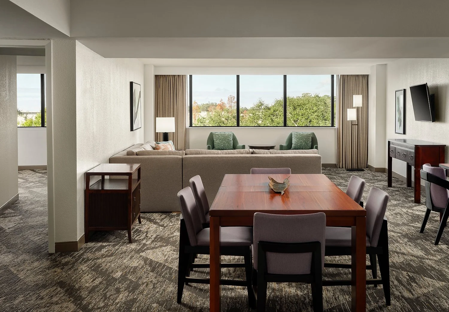 SH_TPAEA_room445_ 2BRpenthouse_suite.JPG