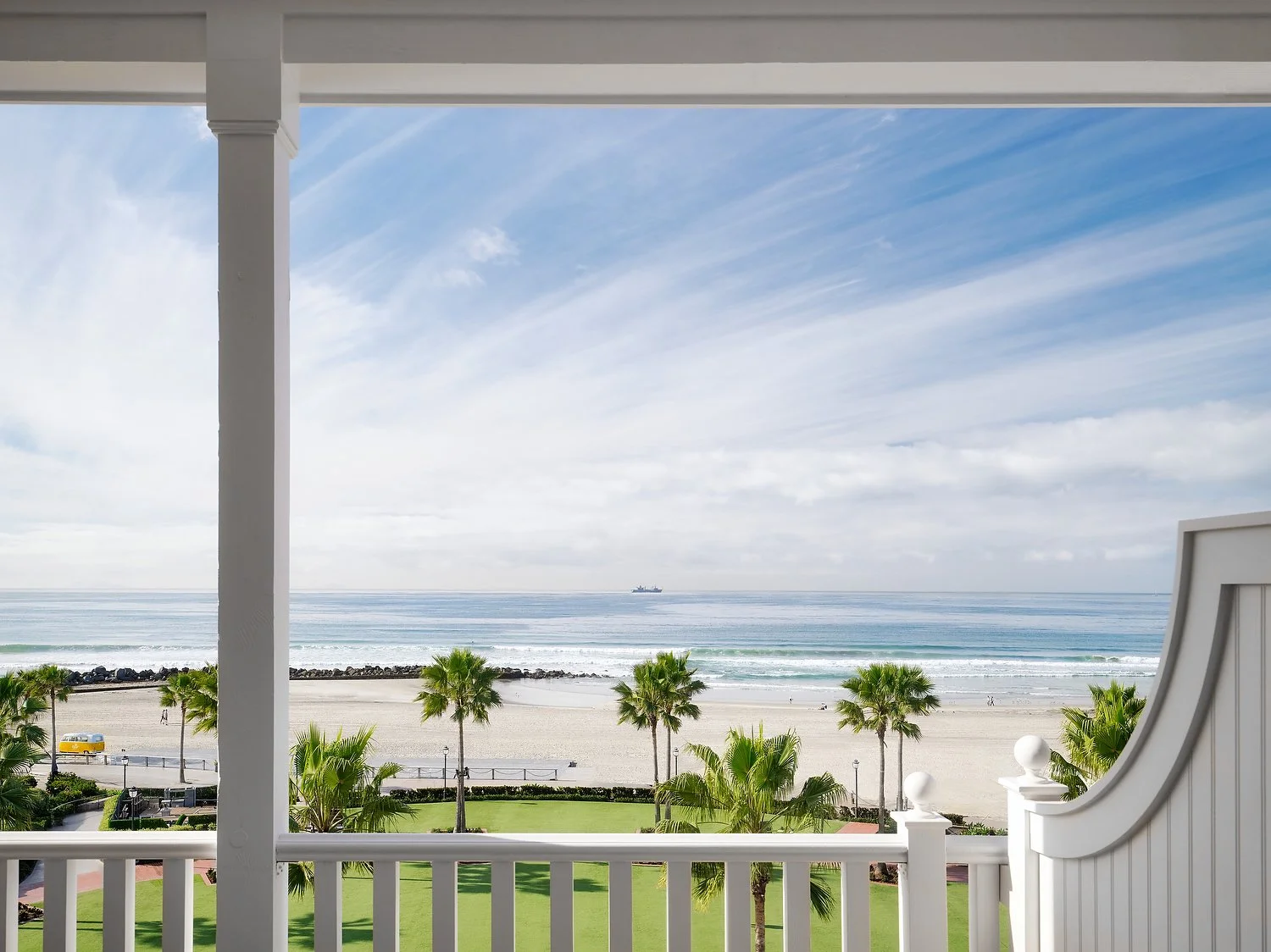 Hotel Del Coronado 33104 ocean front view(1).JPG