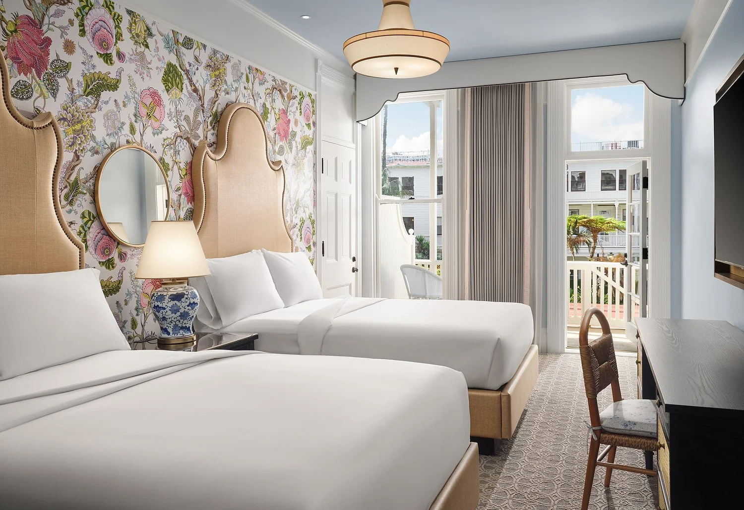 reference photos for ceiling and wallpaper1.JPG