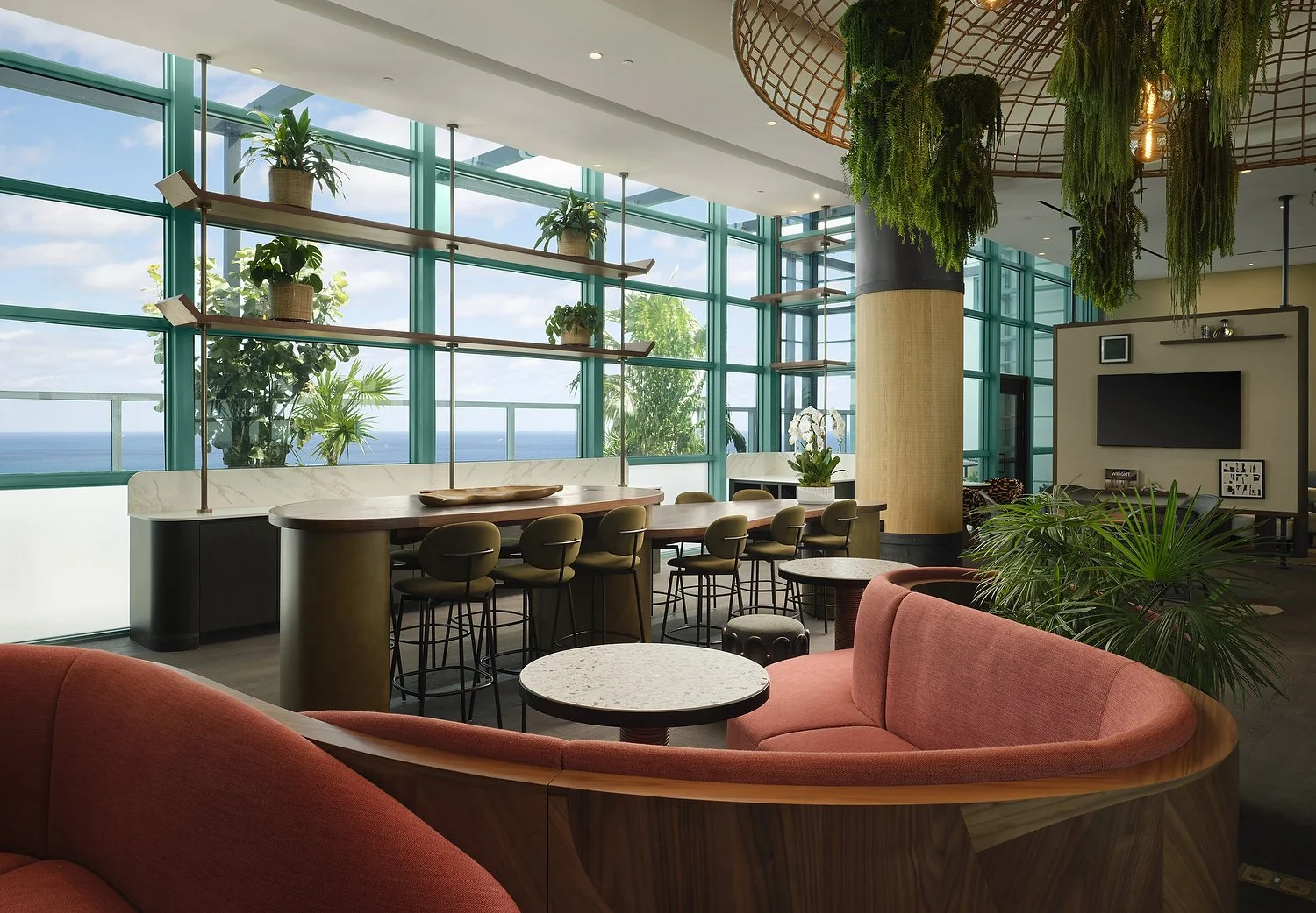 THE DIPLOMAT bar ocean view.JPG