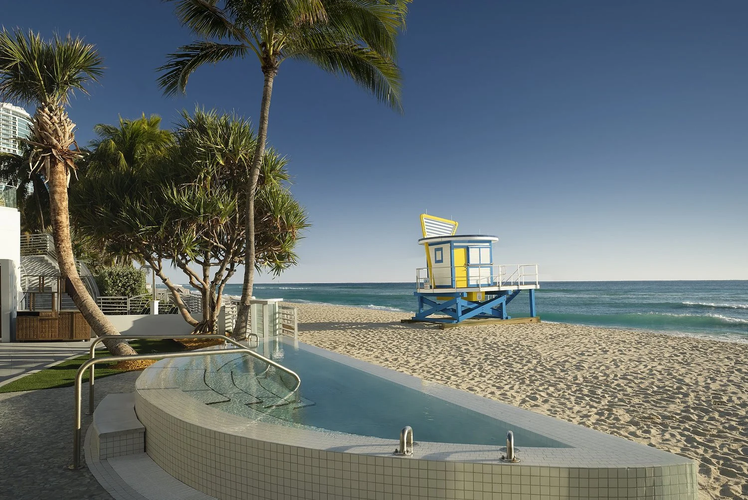 The Diplomat66902V2.JPG