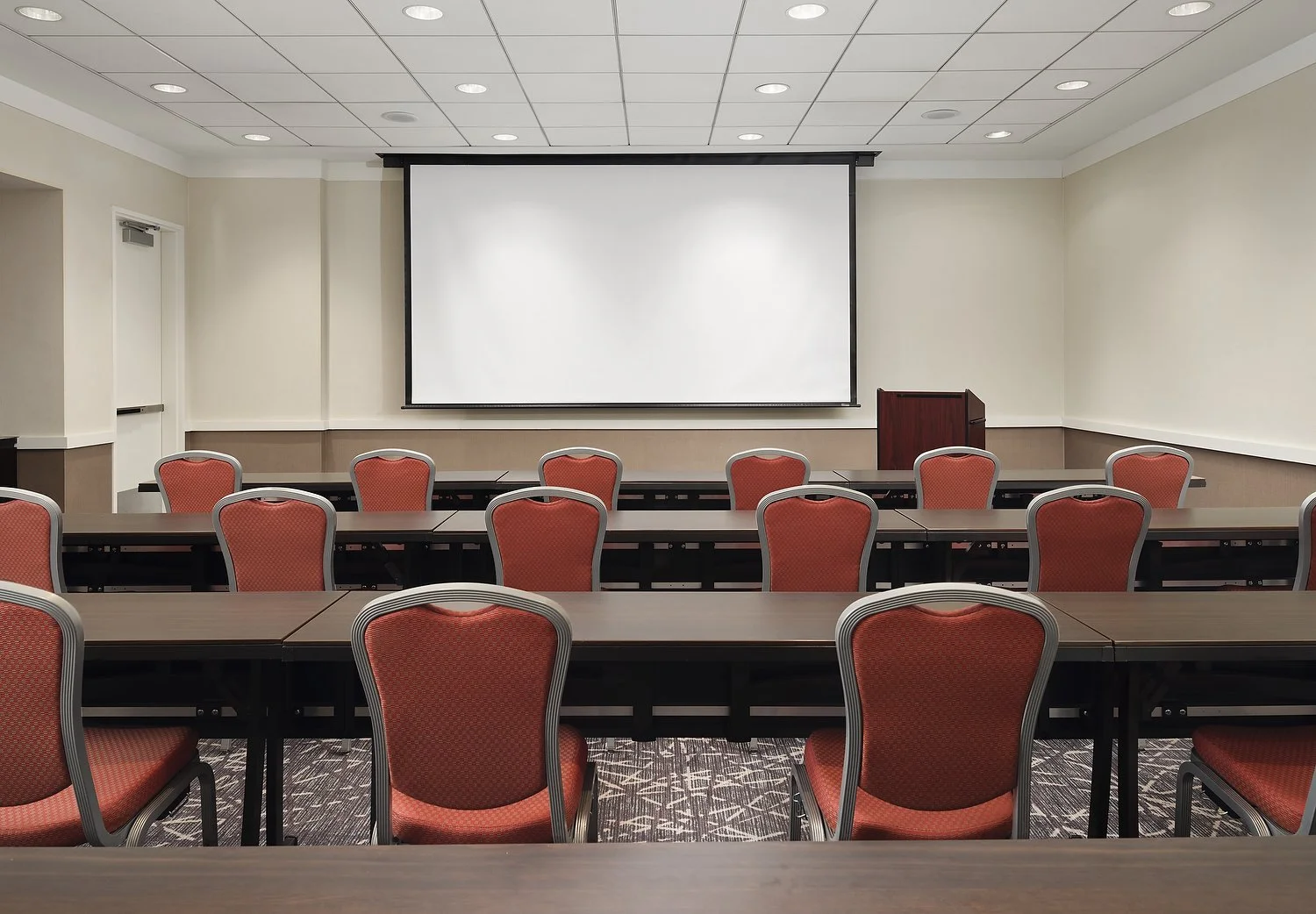 EMBASSY SUITES CHICAGO  mississippi river classroom v3.JPG