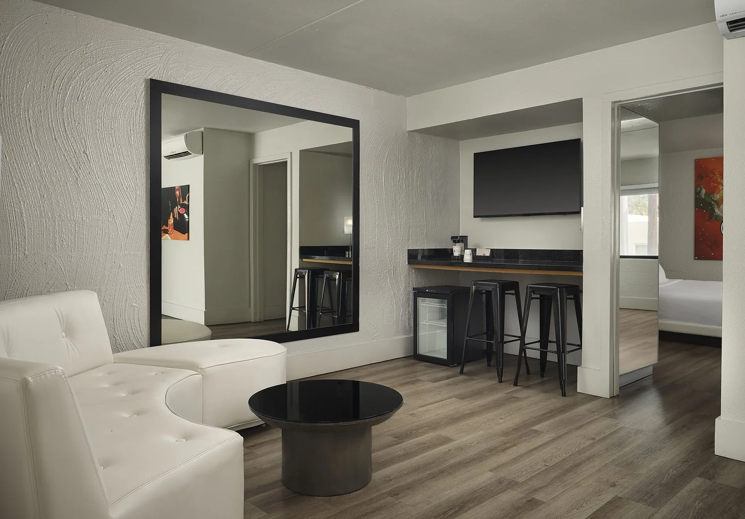 Phoenix clarendon room 213 king suite.JPG
