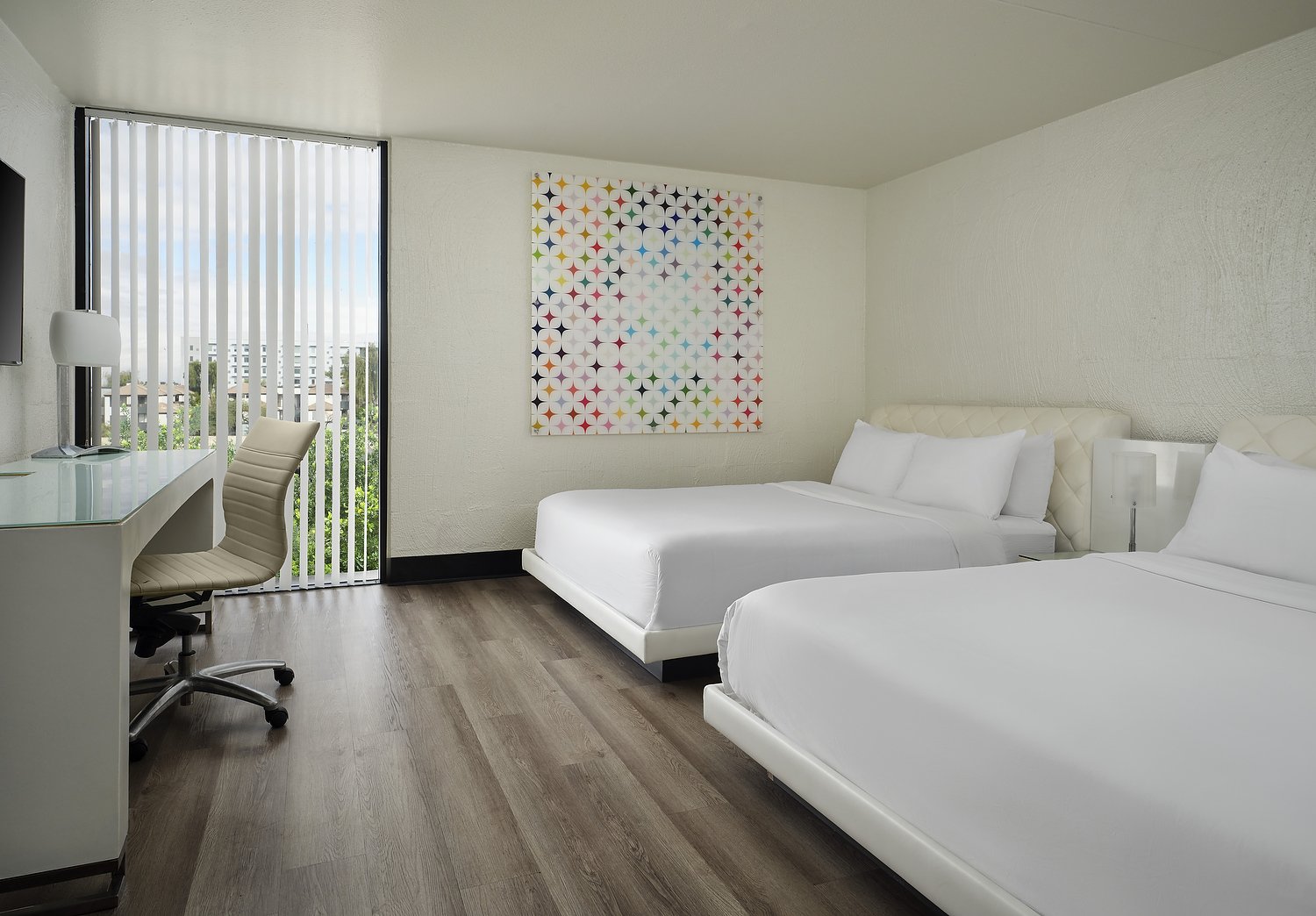 Phoenix clarendon room 430 deluxe 2 queen.JPG