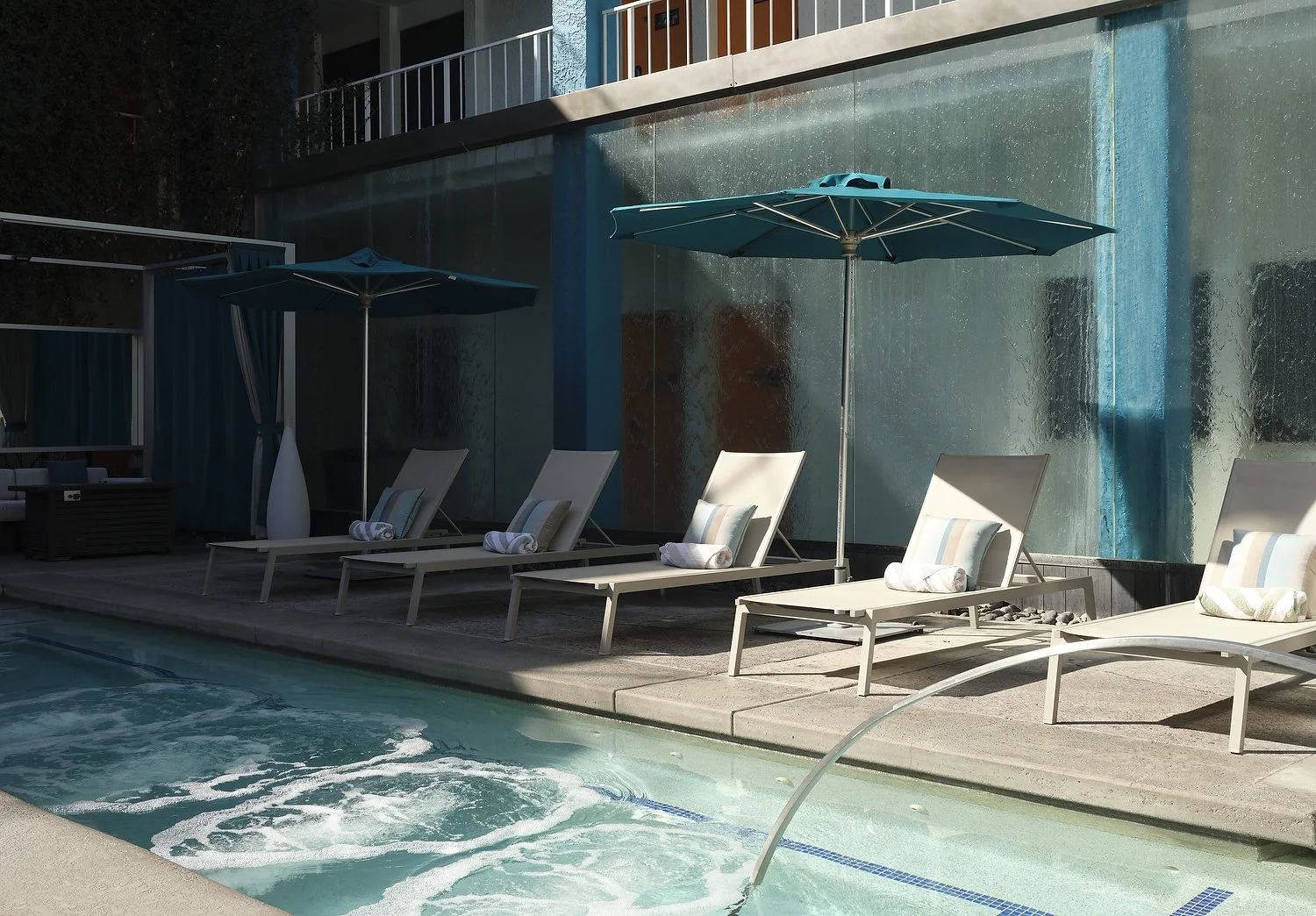 jacuzzi2.JPG