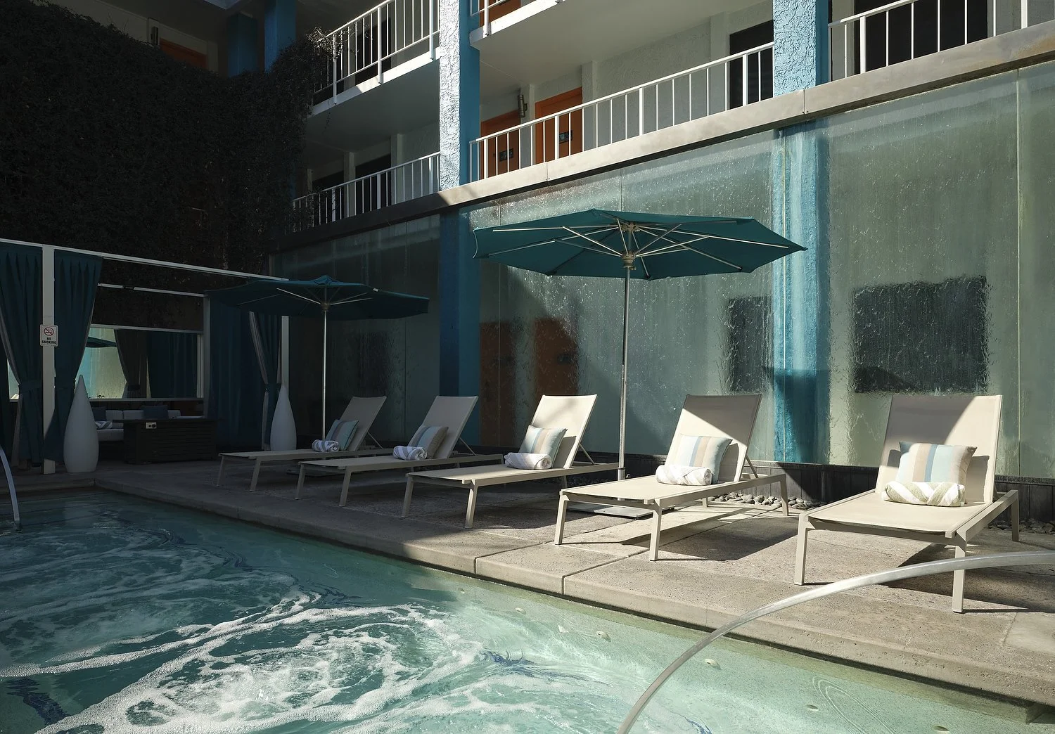 jacuzzi3.JPG