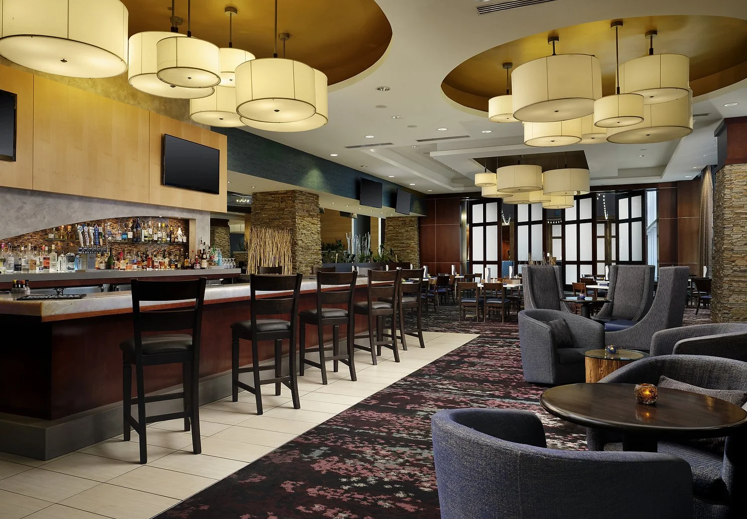 denver embassy suites bar.JPG