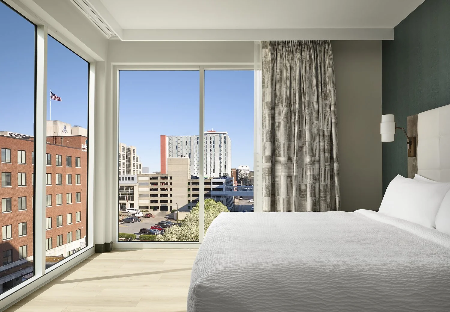 Tempo Nashville room 1111 corner king v2.JPG