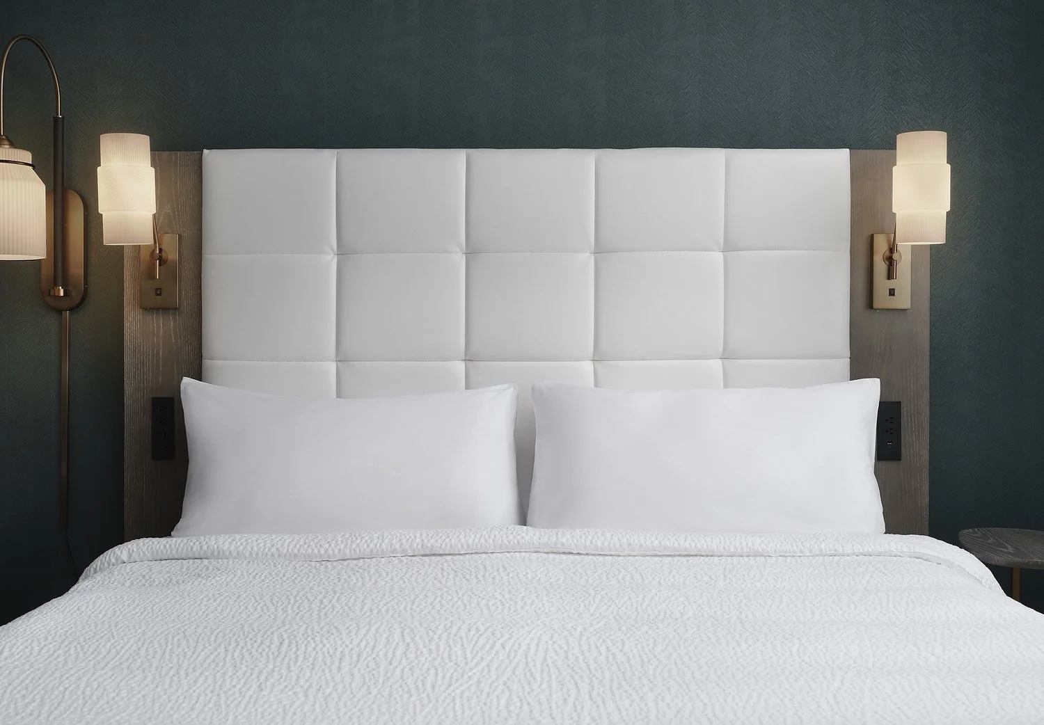 Tempo Nashville room 1125 king headboard.JPG