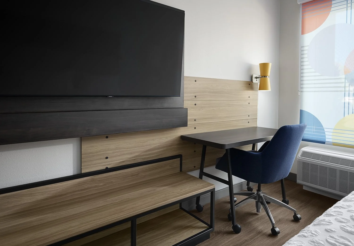 Jackson Tru room 103 king TV desk area.JPG