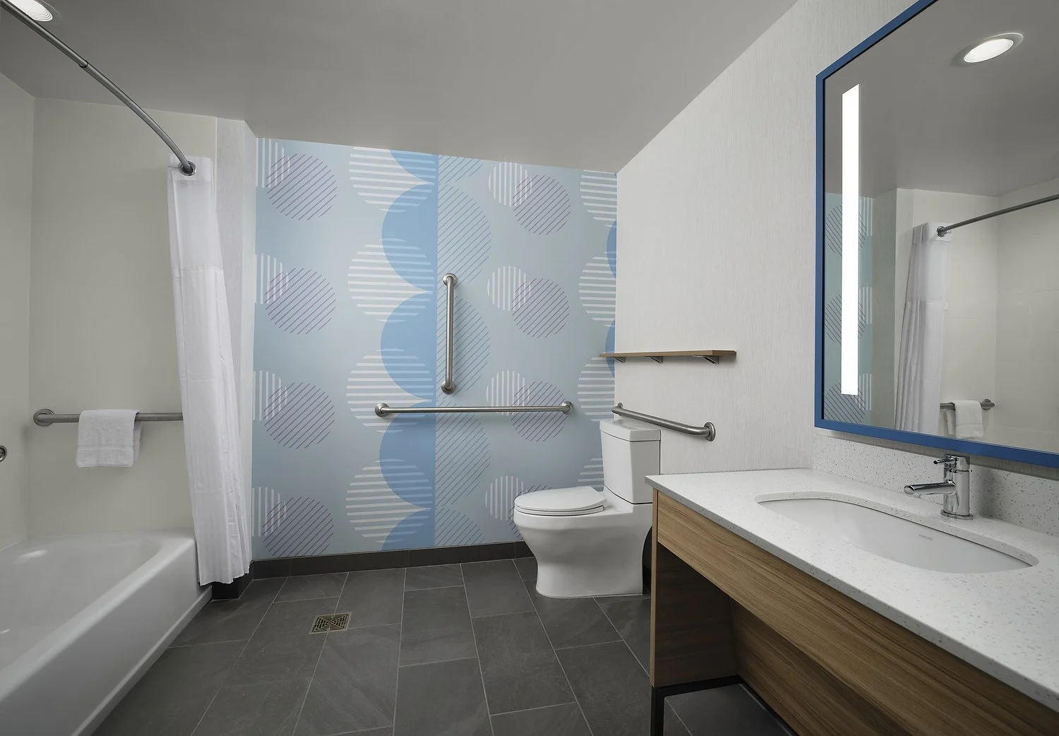 Jackson Tru room 311 ADA bath tub.JPG