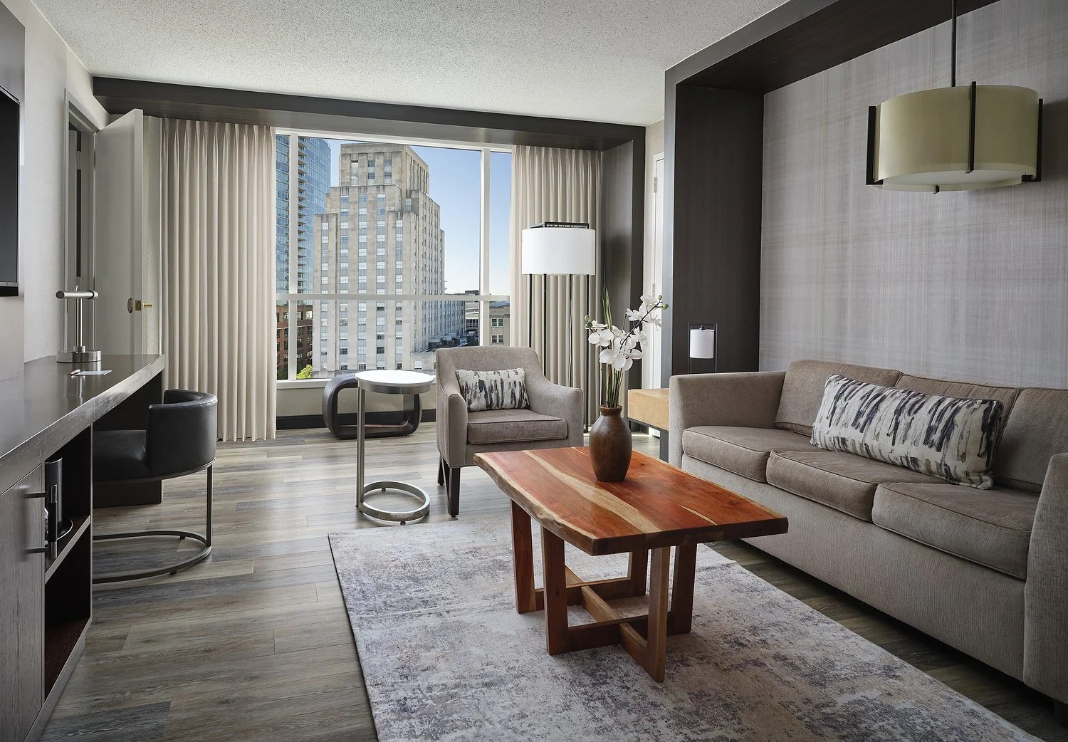 DURHAM MARRIOTT room 801 parlor suite 2 v4.JPG