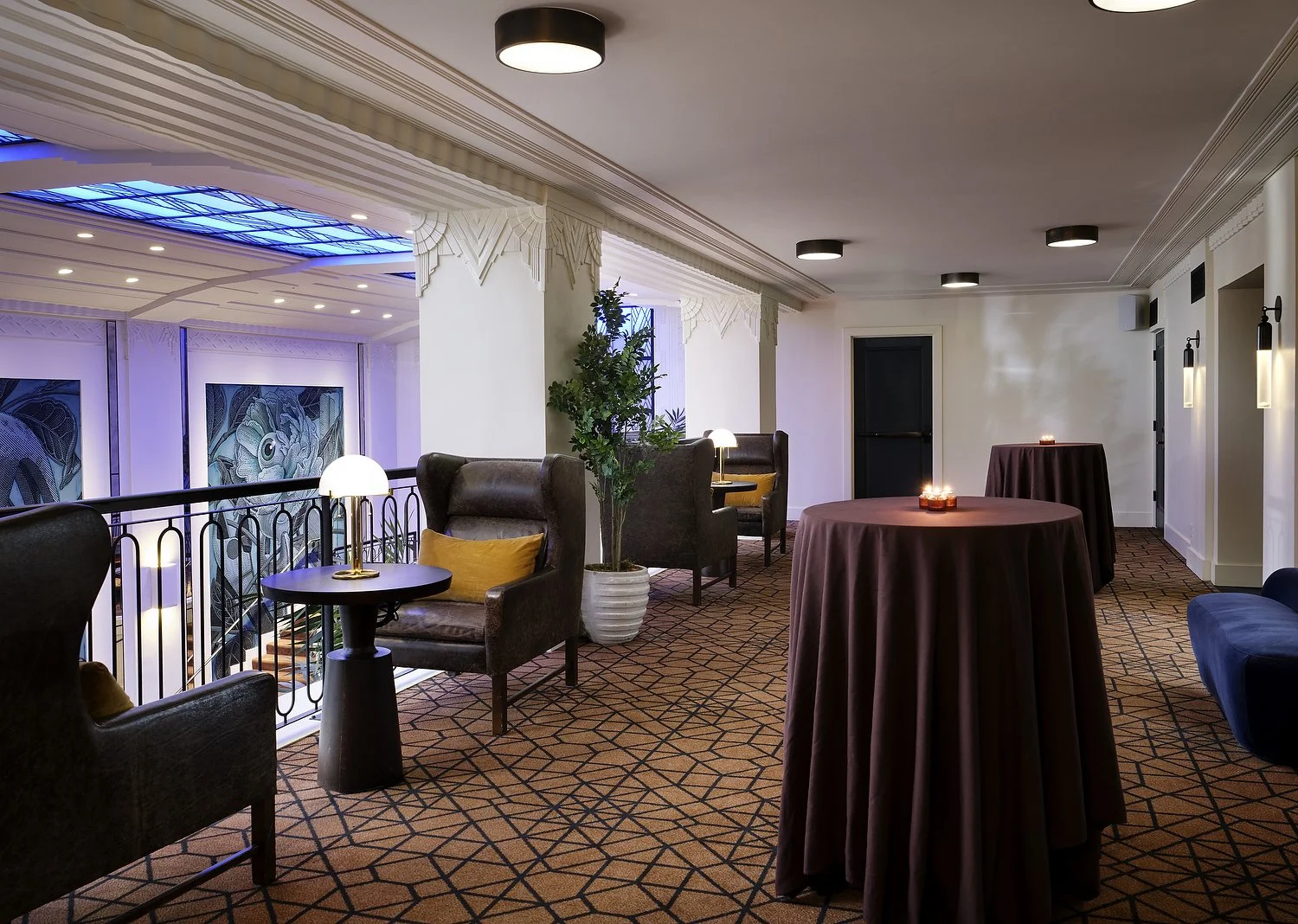 HOTEL THEODORE A v2.JPG