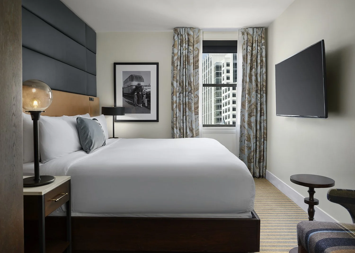 HOTEL THEODORE room 1007 deluxe room v2.JPG