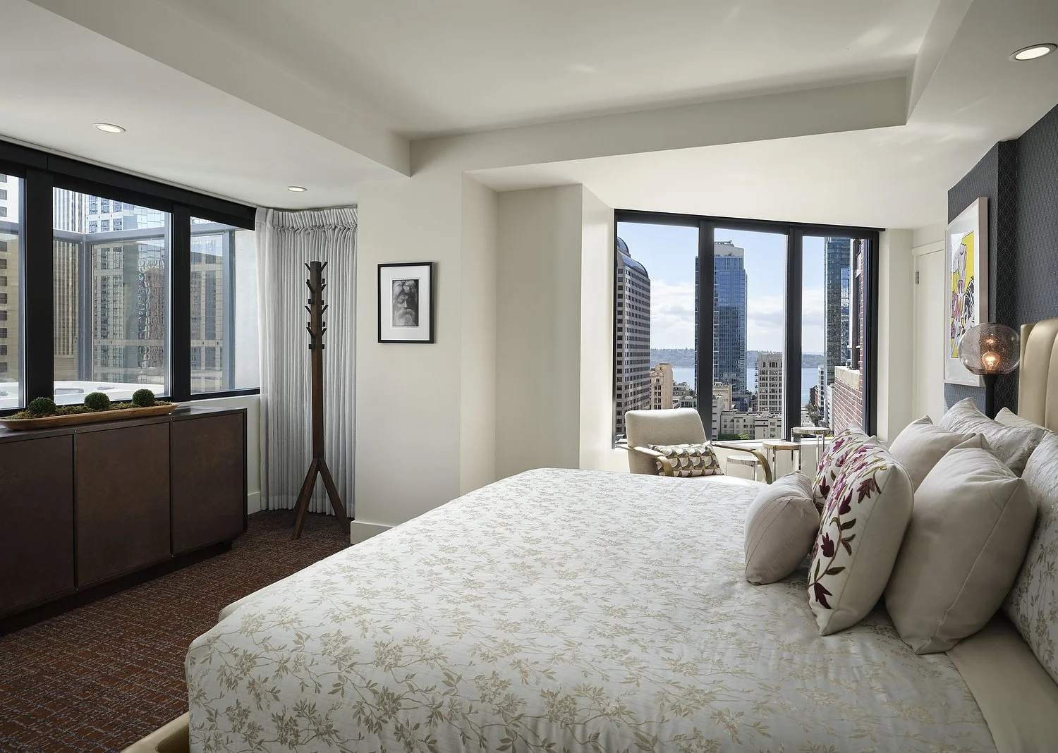 HOTEL THEODORE roosevelt suite dining area B v2.JPG