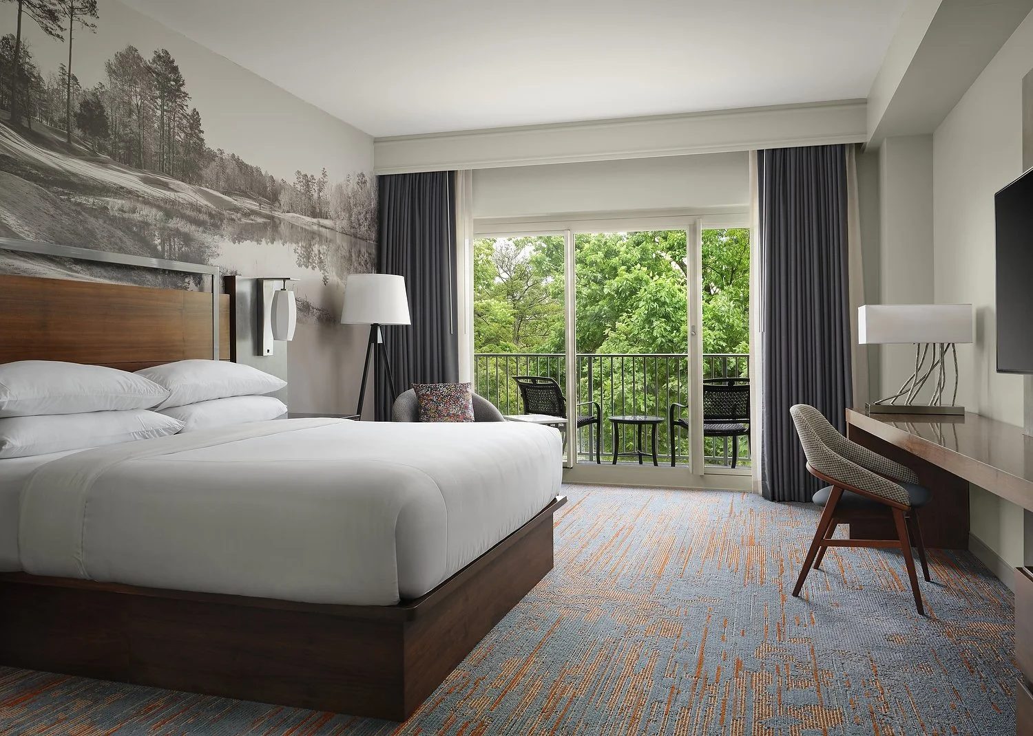 MH_MARSHA_Auburn marriott room 306 king w balcony golf view 1 v2.tif.JPG