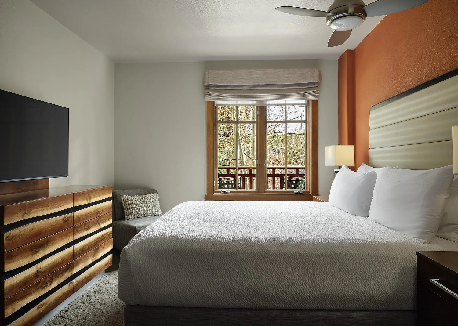 Breckendridge Residences at Main Street Station rm4305 2 bdrm villa mstr bdrmA.JPG