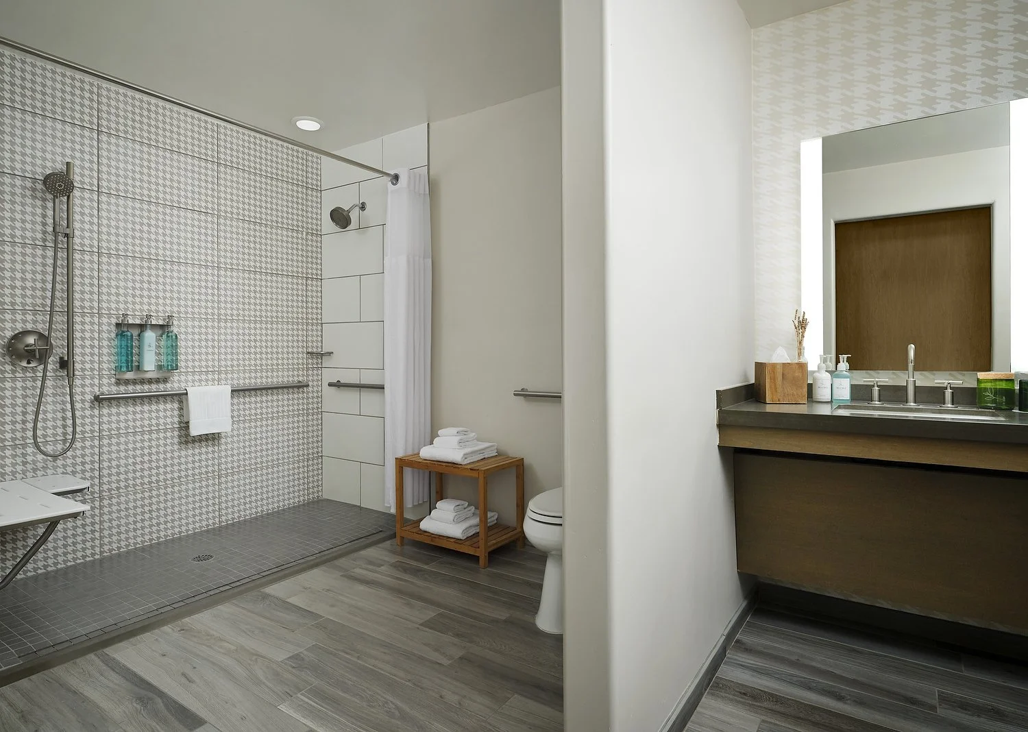 THE LODGE SONOMA room 1711 ADA BATH ROLL IN.JPG