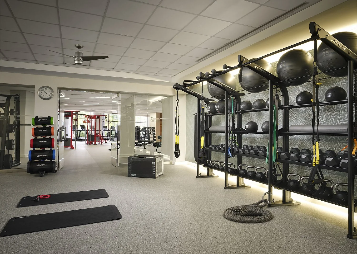 marriott marquis fitness center 2 v3.JPG