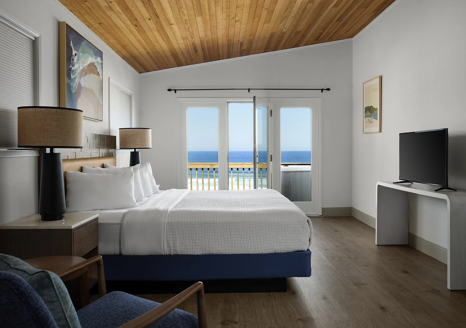 Starfish Manor beach house master bedroom.JPG