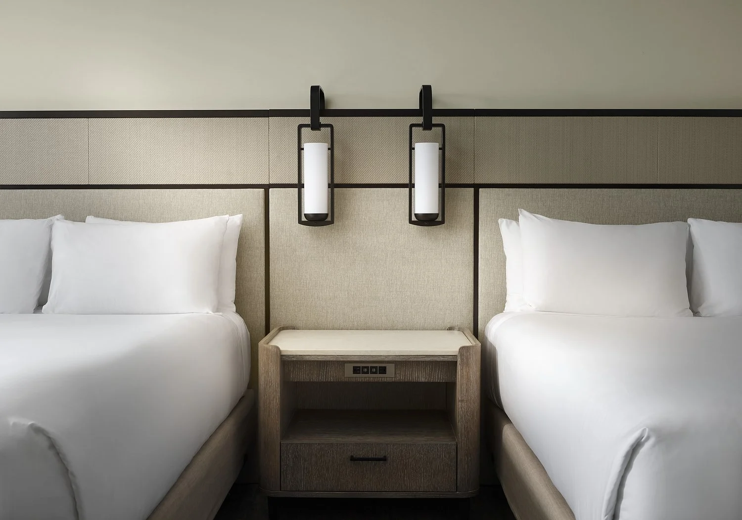 puerto rico sonesta room 614 headboard (edited).JPG