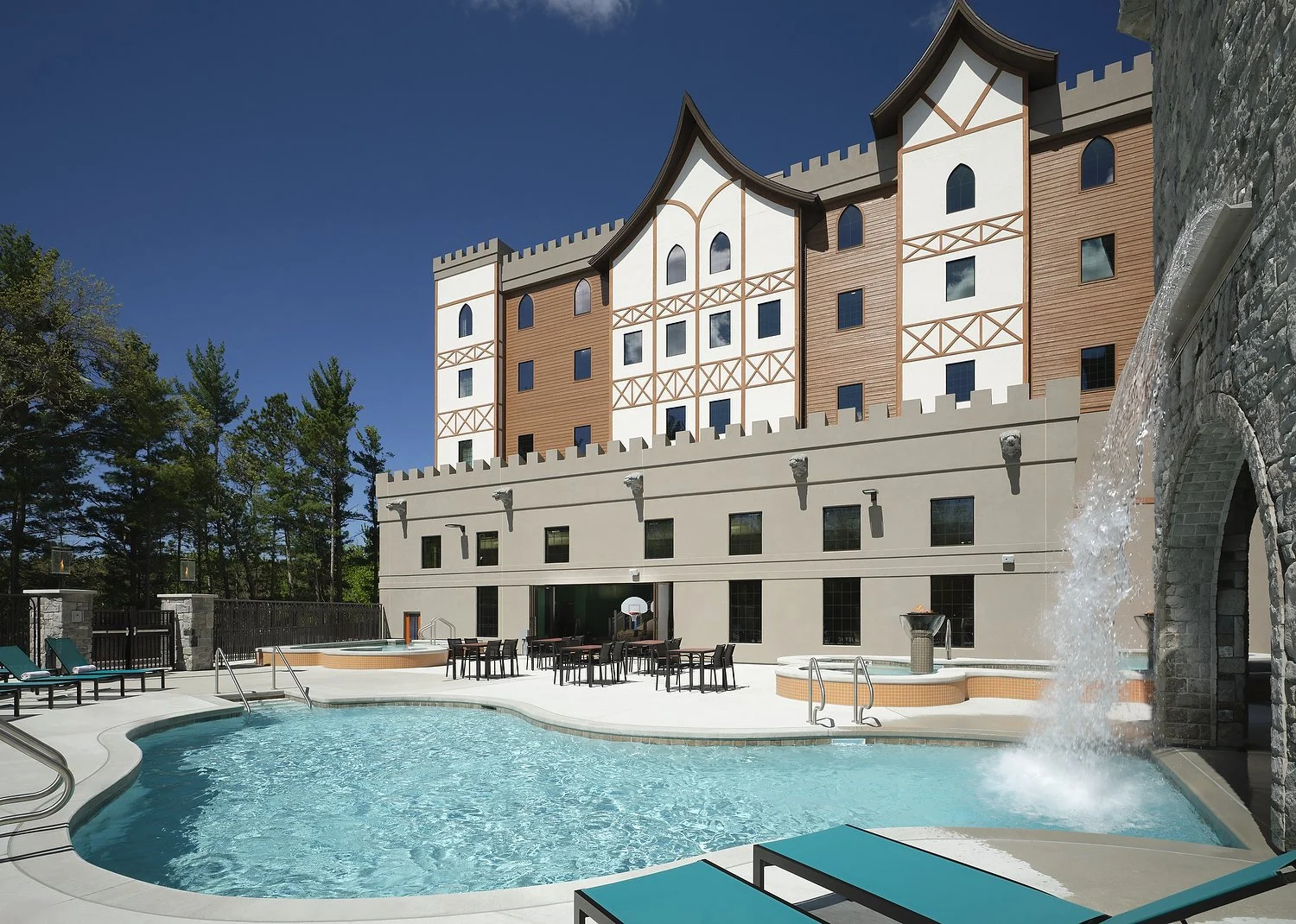 Dellshire outdoor pool alt.JPG